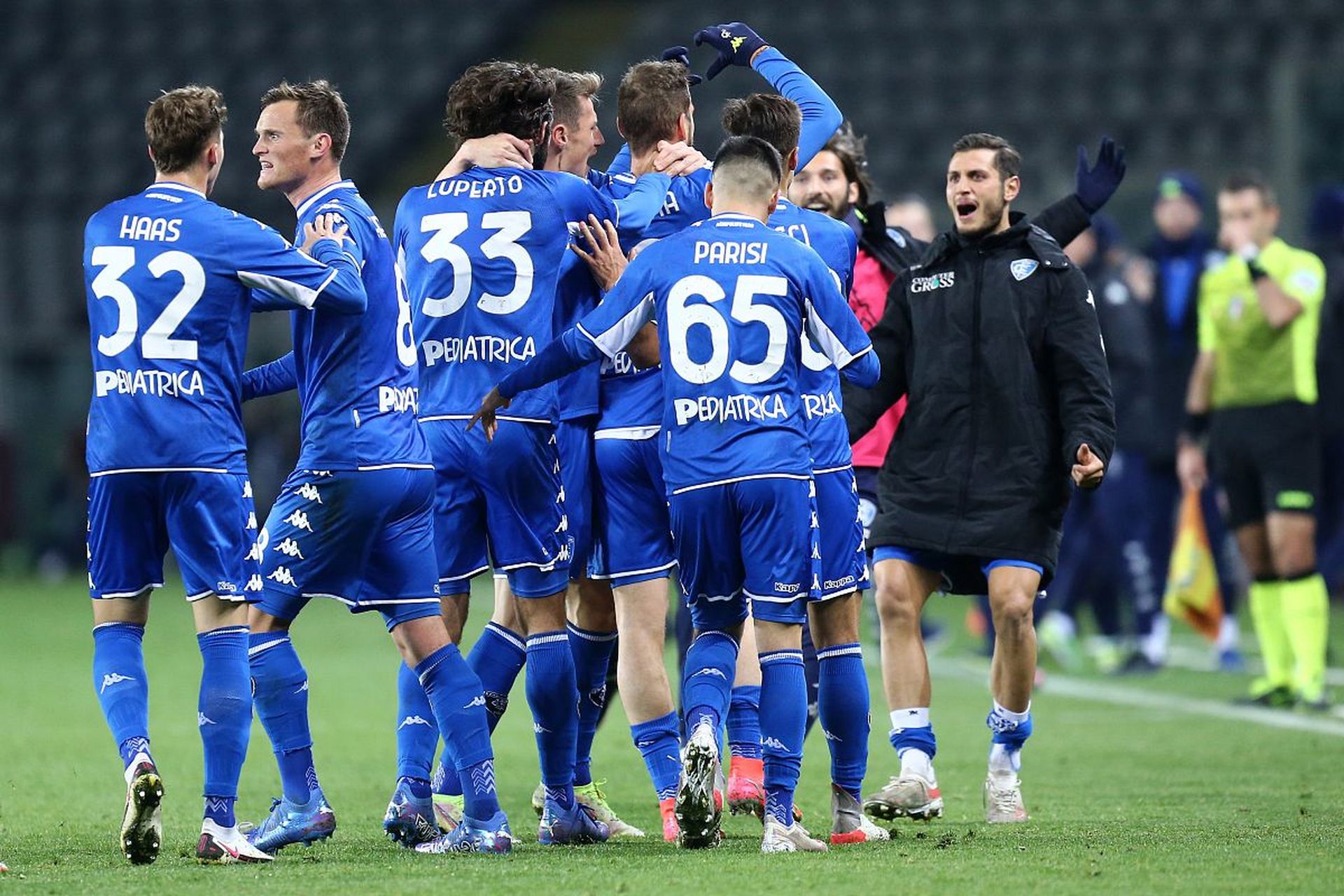 瓜迪奧拉評切爾西失誤緣於球場條件，馬雷斯卡值得信賴.